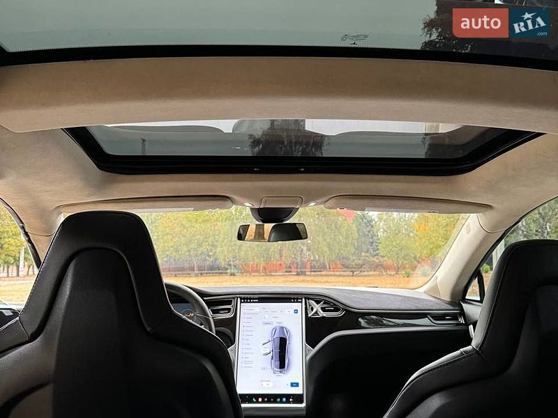 Лифтбек Tesla Model S 2014 в Харькове