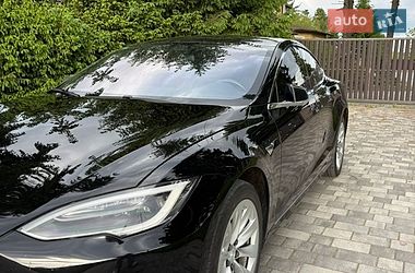 Ліфтбек Tesla Model S 2018 в Старокостянтинові
