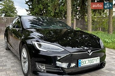 Ліфтбек Tesla Model S 2018 в Старокостянтинові