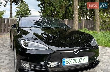 Ліфтбек Tesla Model S 2018 в Старокостянтинові
