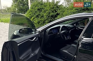 Ліфтбек Tesla Model S 2018 в Старокостянтинові