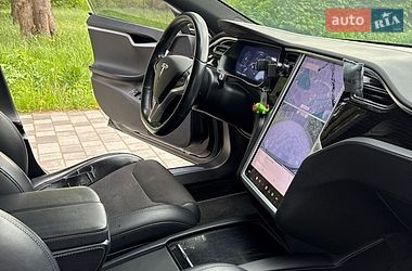 Ліфтбек Tesla Model S 2018 в Старокостянтинові