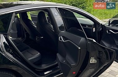 Ліфтбек Tesla Model S 2018 в Старокостянтинові