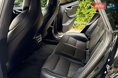 Ліфтбек Tesla Model S 2018 в Старокостянтинові