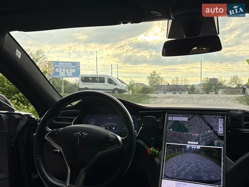 Ліфтбек Tesla Model S 2018 в Старокостянтинові