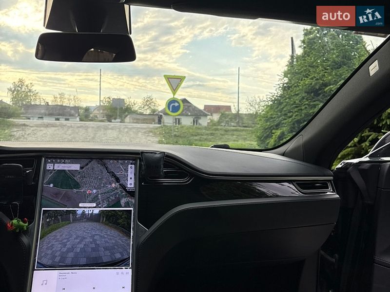 Ліфтбек Tesla Model S 2018 в Старокостянтинові