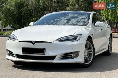 Tesla Model S  2014