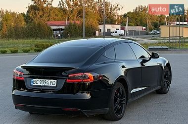 Tesla Model S  2015