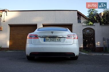 Лифтбек Tesla Model S 2020 в Одессе