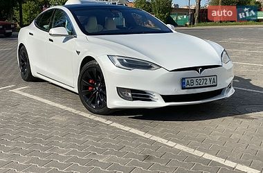 Tesla Model S  2018