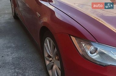 Tesla Model S  2015