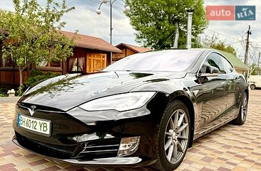 Tesla Model S  2016