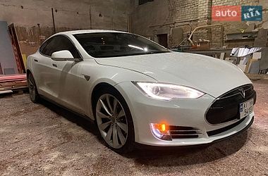 Tesla Model S  2012