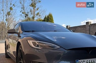 Tesla Model S  2017