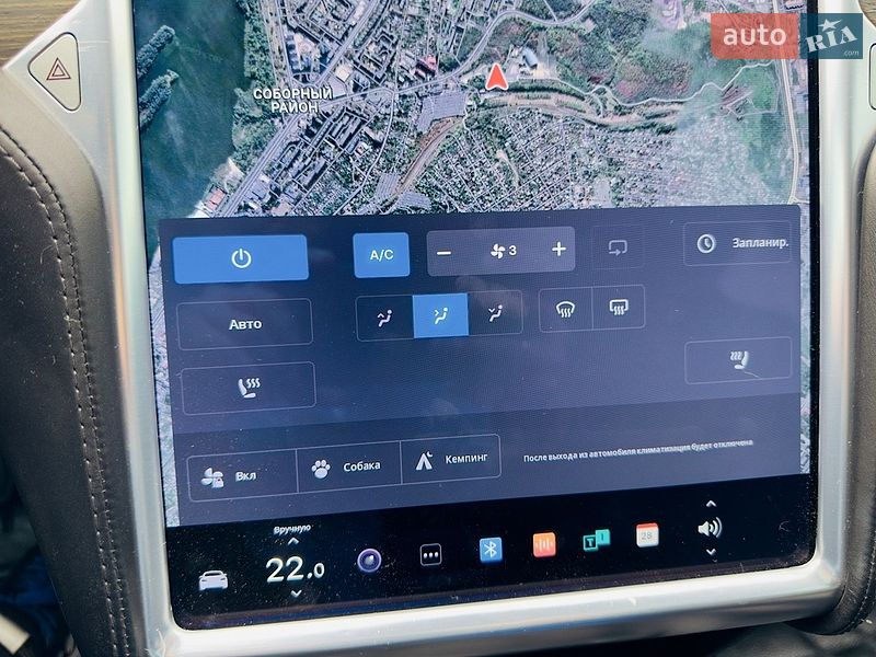 Ліфтбек Tesla Model S 2016 в Дніпрі