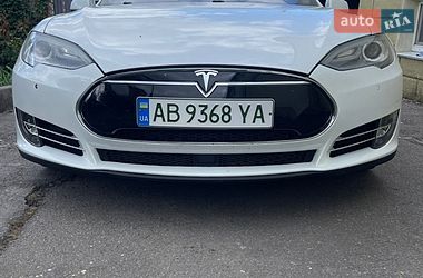 Tesla Model S  2015