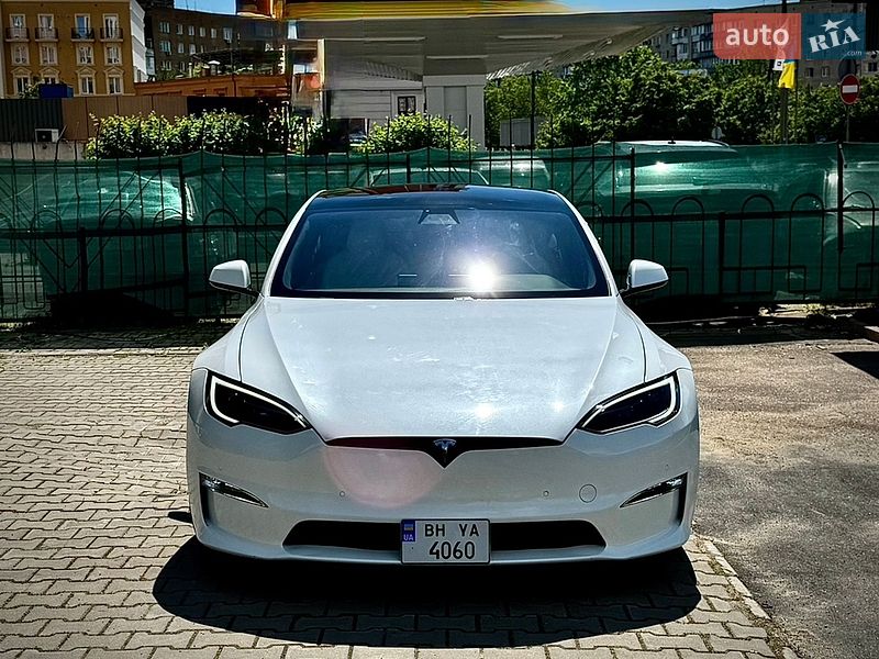 Лифтбек Tesla Model S 2022 в Одессе