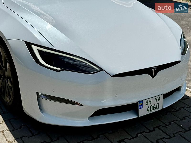 Лифтбек Tesla Model S 2022 в Одессе