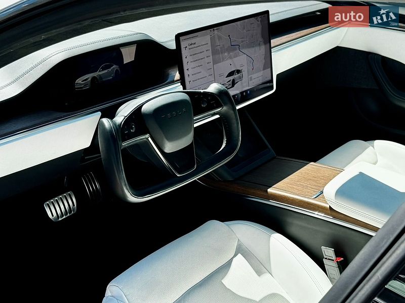 Лифтбек Tesla Model S 2022 в Одессе