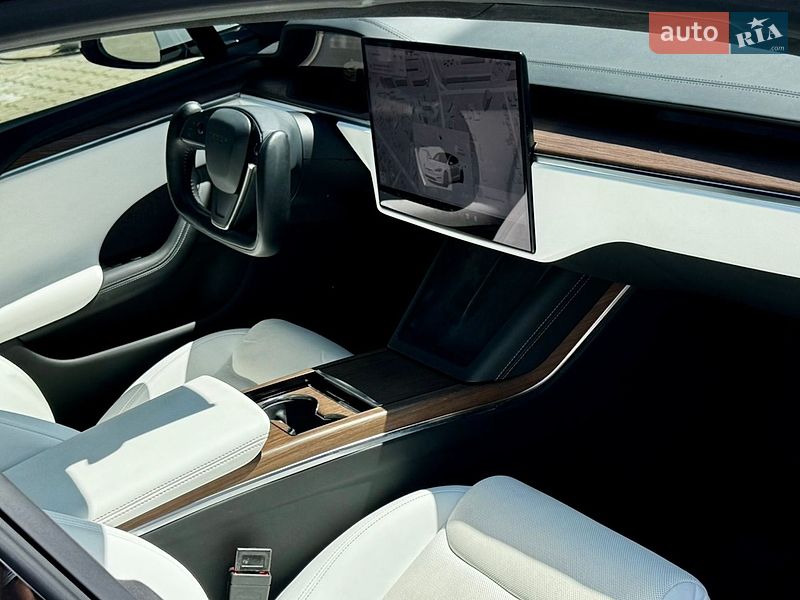 Лифтбек Tesla Model S 2022 в Одессе