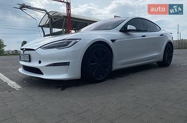 Tesla Model S 2021