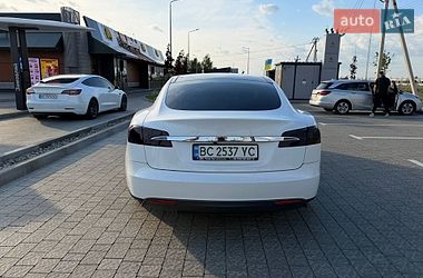 Лифтбек Tesla Model S 2013 в Львове