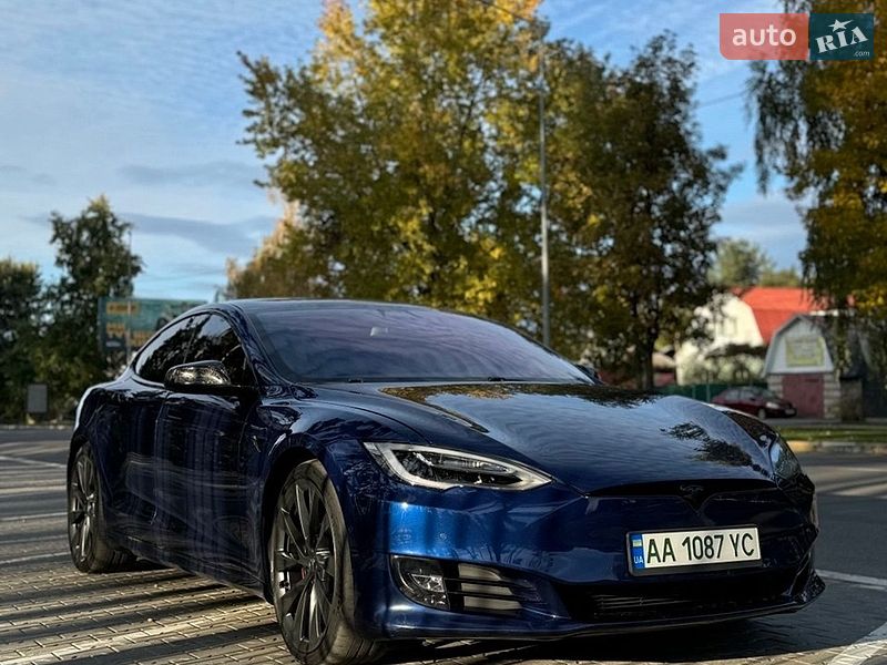 Tesla Model S 2019 Tesla Model S 2019