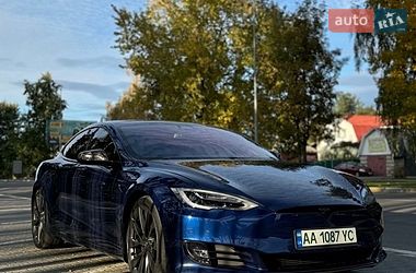 Tesla Model S  2019