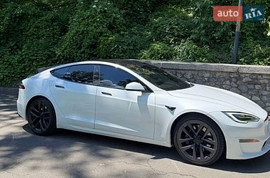 Лифтбек Tesla Model S 2021 в Киеве фото 3 Лифтбек Tesla Model S 2021 в Киеве