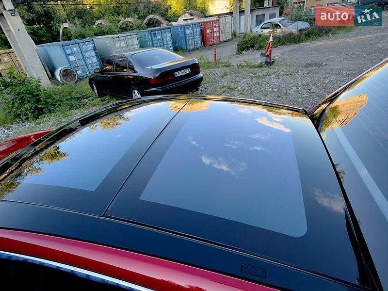 Ліфтбек Tesla Model S 2015 в Києві