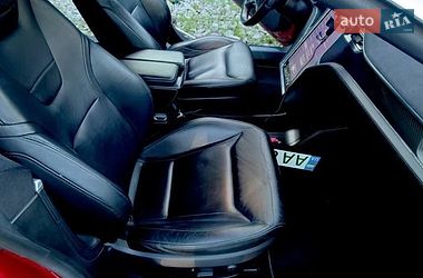 Ліфтбек Tesla Model S 2015 в Києві