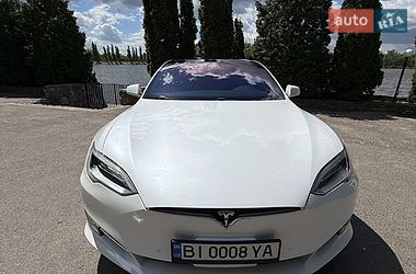 Tesla Model S  2018