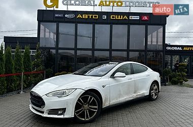 Tesla Model S  2013