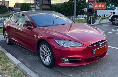 Tesla Model S PERFORMANCE P85  2014