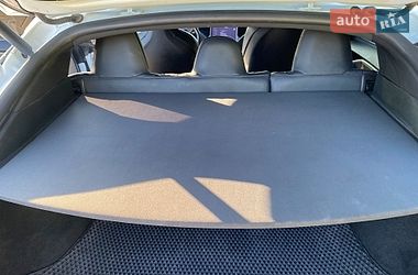 Ліфтбек Tesla Model S 2018 в Одесі