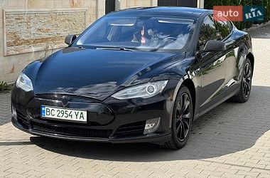 Tesla Model S  2014
