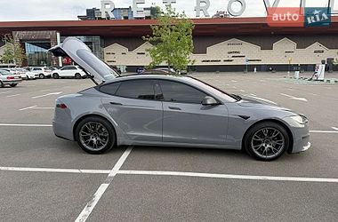 Лифтбек Tesla Model S 2021 в Киеве