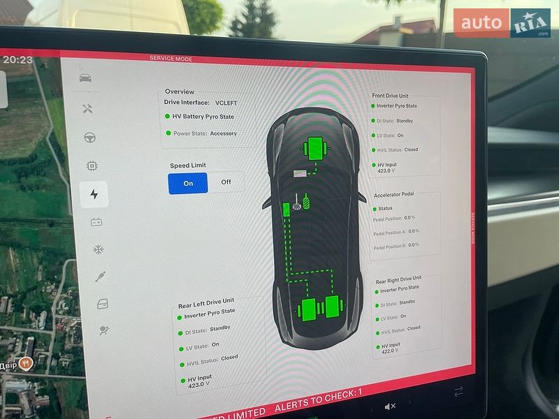 Лифтбек Tesla Model S 2023 в Львове