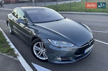Tesla Model S  2013