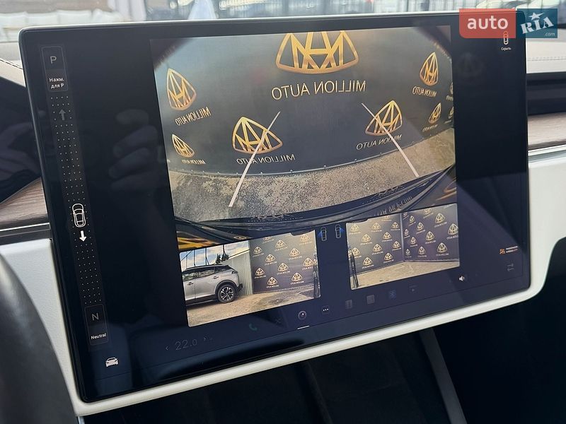 Лифтбек Tesla Model S 2022 в Киеве