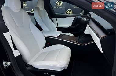 Лифтбек Tesla Model S 2022 в Киеве