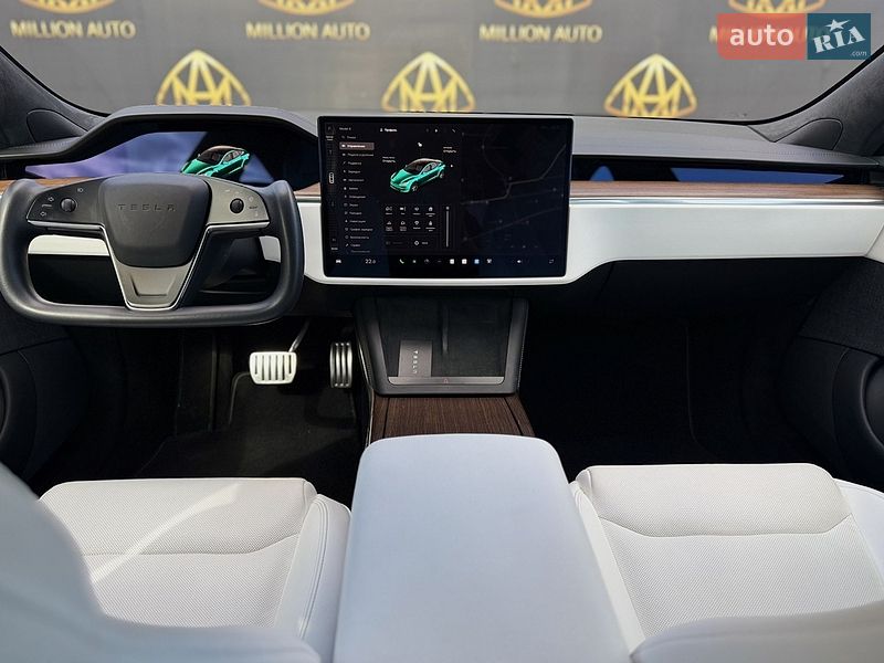 Лифтбек Tesla Model S 2022 в Киеве