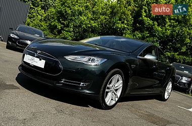 Ліфтбек Tesla Model S 2014 в Луцьку