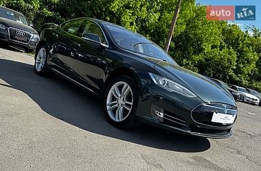 Ліфтбек Tesla Model S 2014 в Луцьку