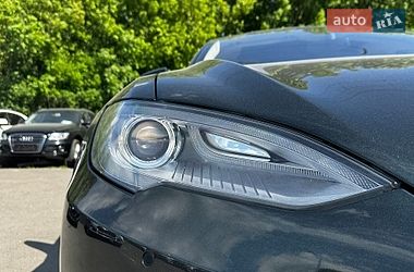 Ліфтбек Tesla Model S 2014 в Луцьку