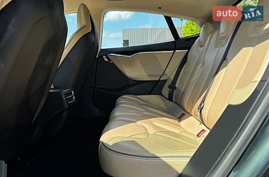 Ліфтбек Tesla Model S 2014 в Луцьку