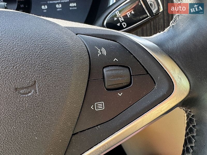 Ліфтбек Tesla Model S 2014 в Луцьку