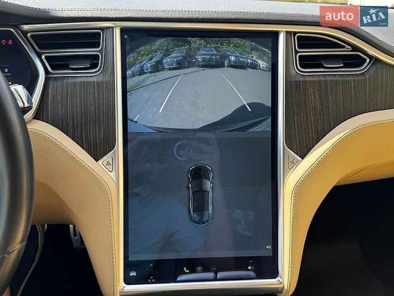 Ліфтбек Tesla Model S 2014 в Луцьку
