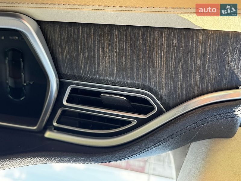 Ліфтбек Tesla Model S 2014 в Луцьку