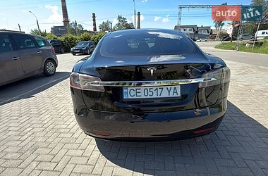 Лифтбек Tesla Model S 2016 в Черновцах